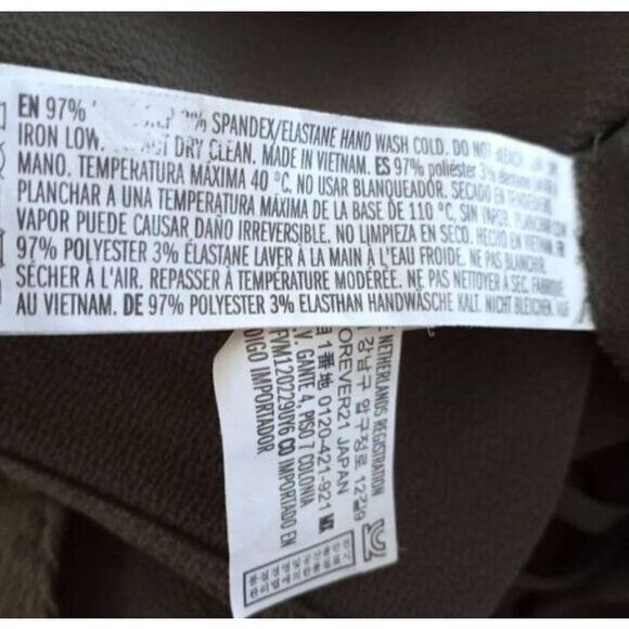 FOREVER 21 ARMY GREEN CRISSCROSS BLOUSE SZ.S EUC. - Picture 6 of 6